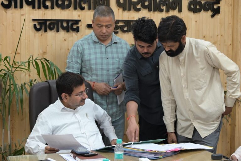 देहरादून में एलपीजी की कालाबाजारी पर जिला प्रशासन की सख्त कार्रवाई, 19 सिलेंडर जब्त; 2 गिरफ्तार…