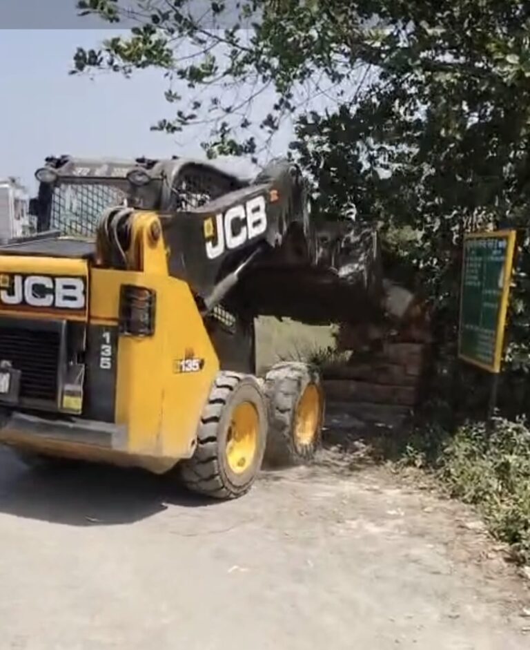 बड़ी खबर : डीएम के आदेश पर खुला रास्ता; सड़क कराई कब्जा-मुक्त…