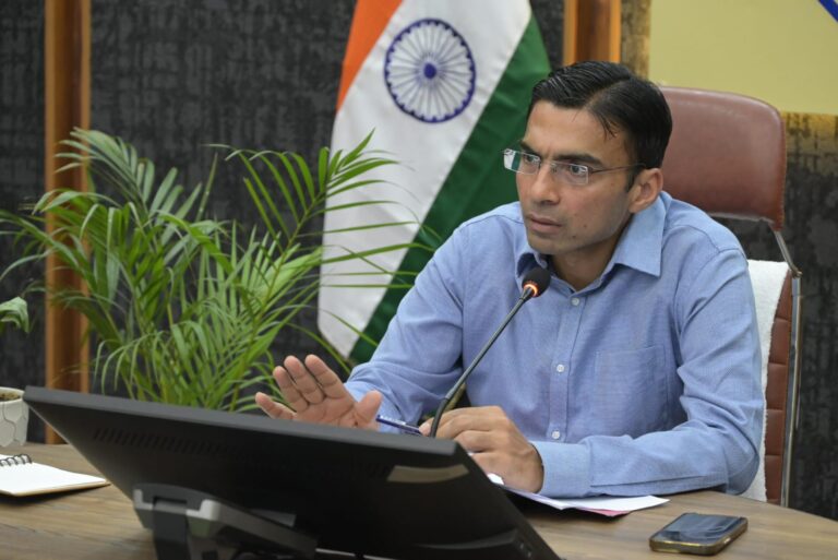 भूमिगत विद्युत परियोजनाओं पर प्रशासन का कडा रूख, पुराने कार्य पहले पूरा करें, फिर नए को मंजूरी