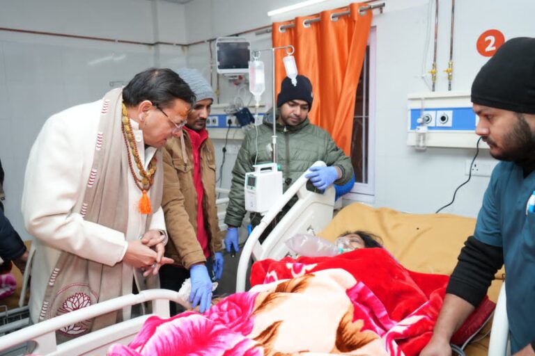 मुख्यमंत्री पुष्कर सिंह धामी ने श्री केदारनाथ धाम में भारत पेट्रोलियम कॉर्पोरेशन लिमिटेड अस्पताल का किया लोकार्पण
