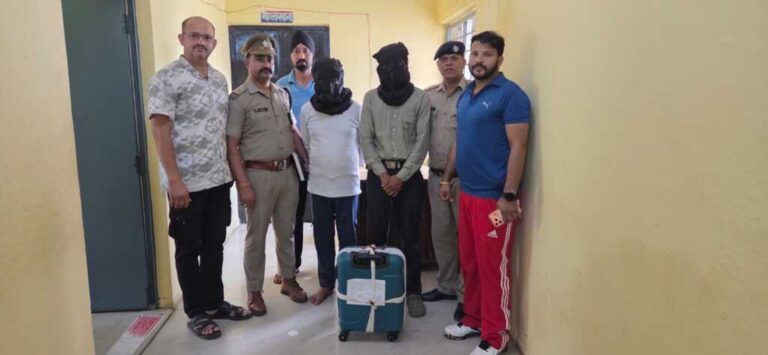 5 किलो चरस के साथ दो तस्कर गिरफ्तार, STF की बड़ी कार्रवाई में 10 लाख की ड्रग्स बरामद…