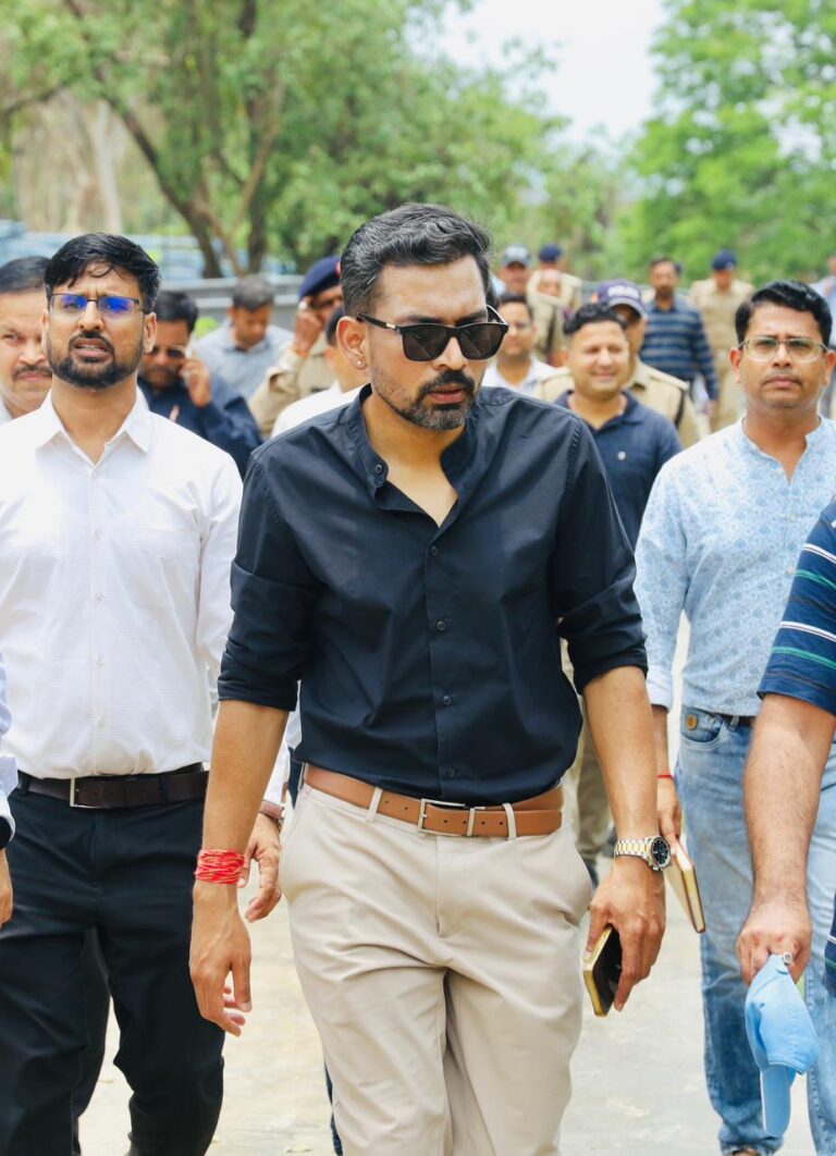 राष्ट्रपति दौराः ग्राउंड जीरो पर उतरे डीएम, ‘आशियाना’ और ’निकेतन’ का स्थलीय निरीक्षण कर परखीं व्यवस्थाएं