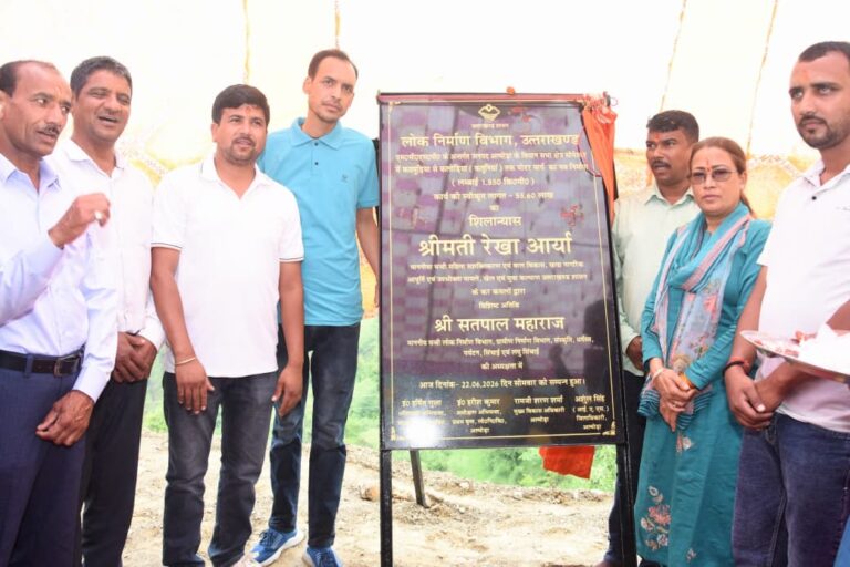 रेखा आर्या ने दी सोमेश्वर को सौगात, कठपुड़िया-कलोड़िया सड़क निर्माण कार्य का शुभारंभ…